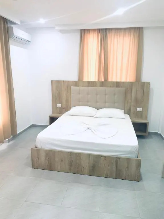 Hotel Lakaj - Chambres