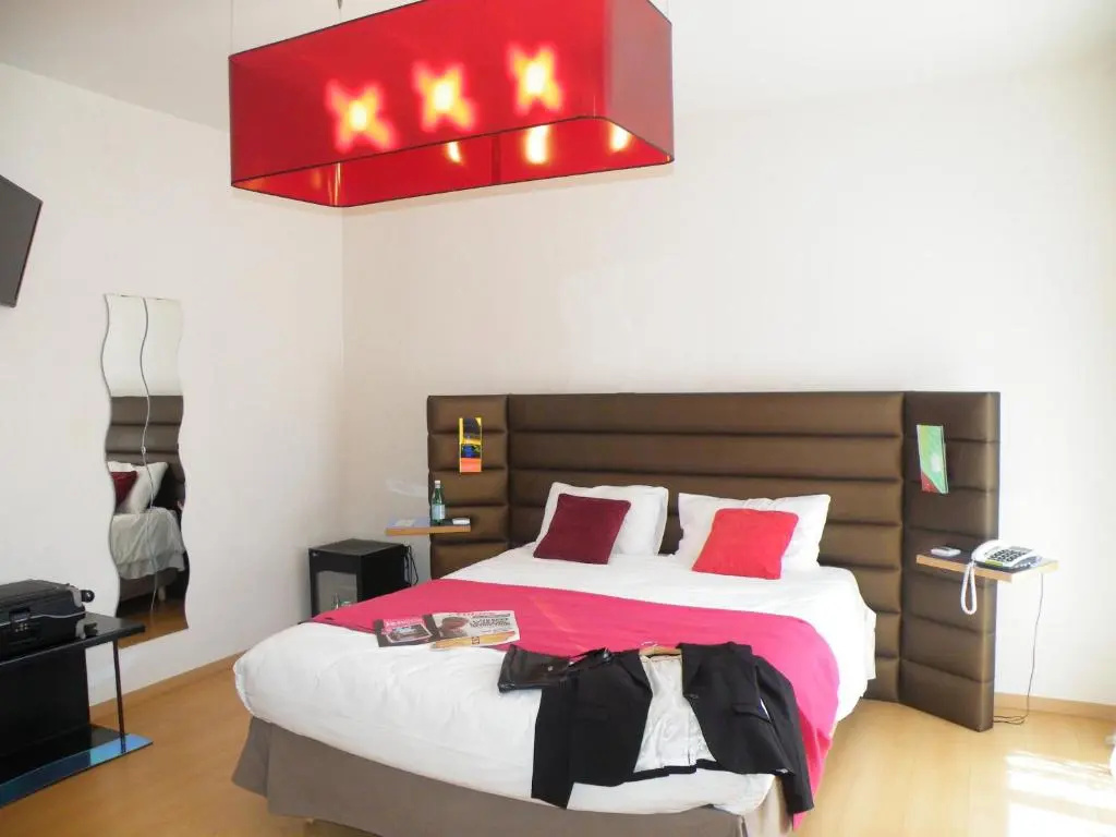 Brit Hotel Roanne - Le Grand Hotel - Chambres