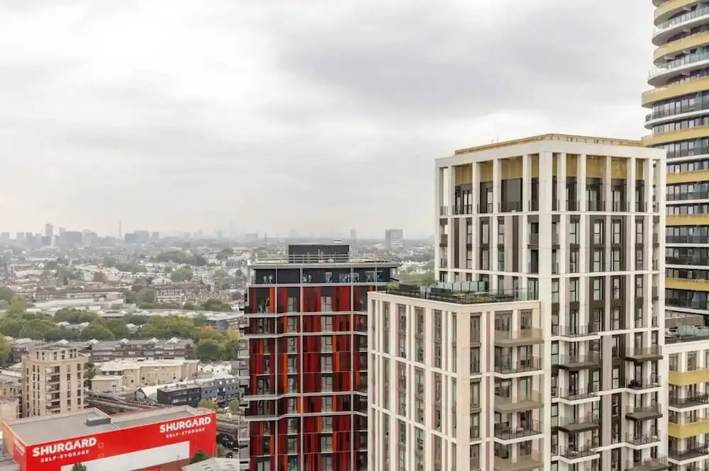 White City 2BR Skyview Penthouse Near The Tube