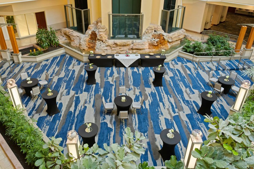 Embassy Suites by Hilton Tampa USF Near Busch Gardens - Général