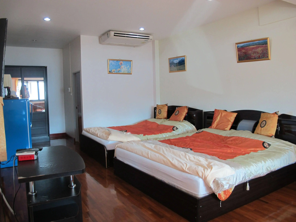 Hotel photo 12