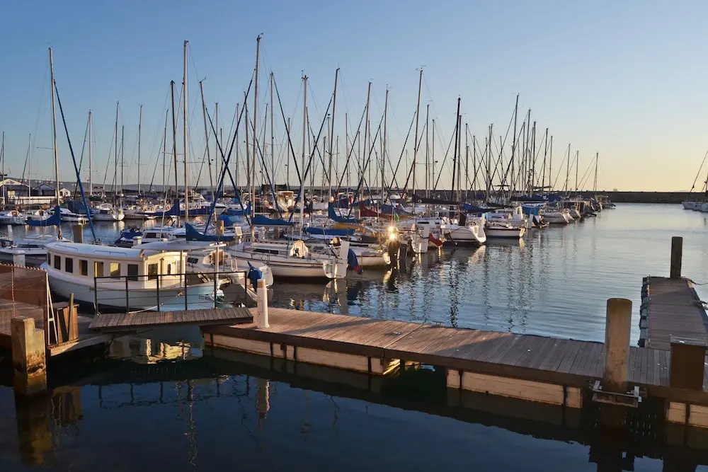 Beach & Waterfront