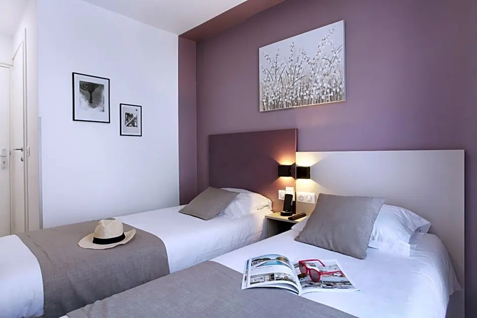 Economy room