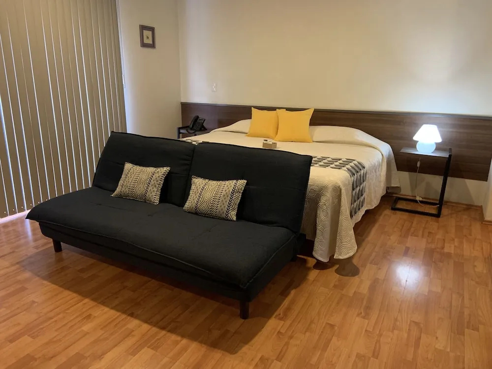 Superior Suite with balcony