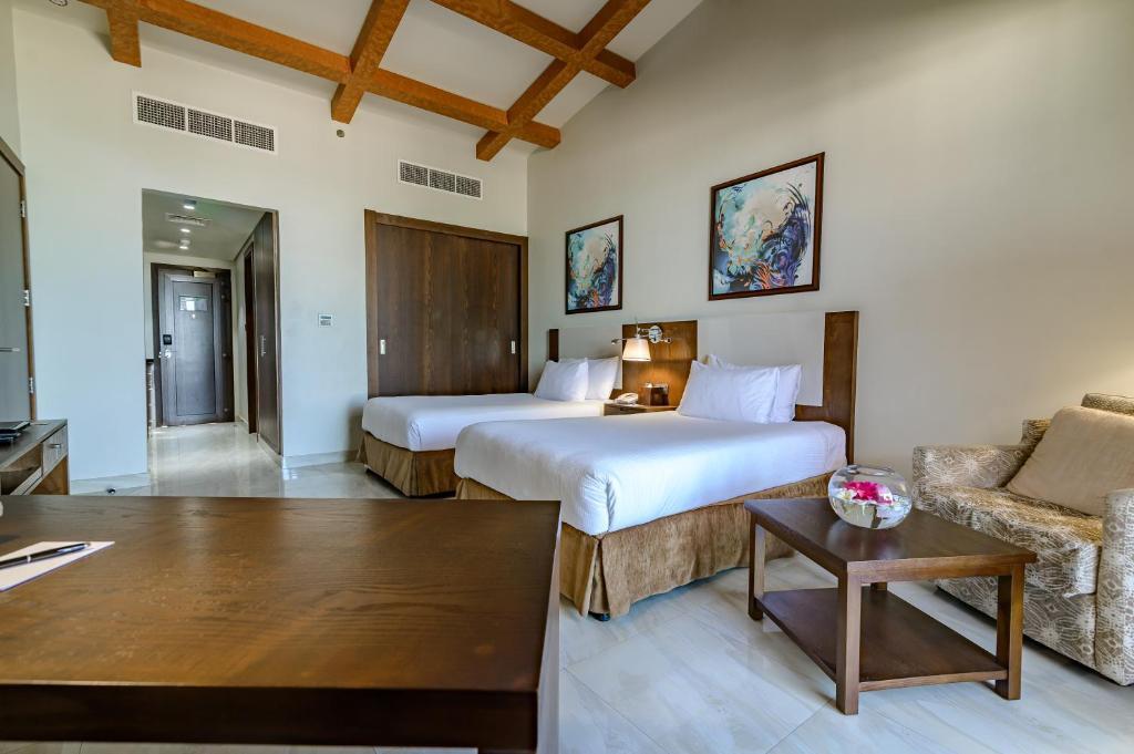 Danat Jebel Dhanna Resort