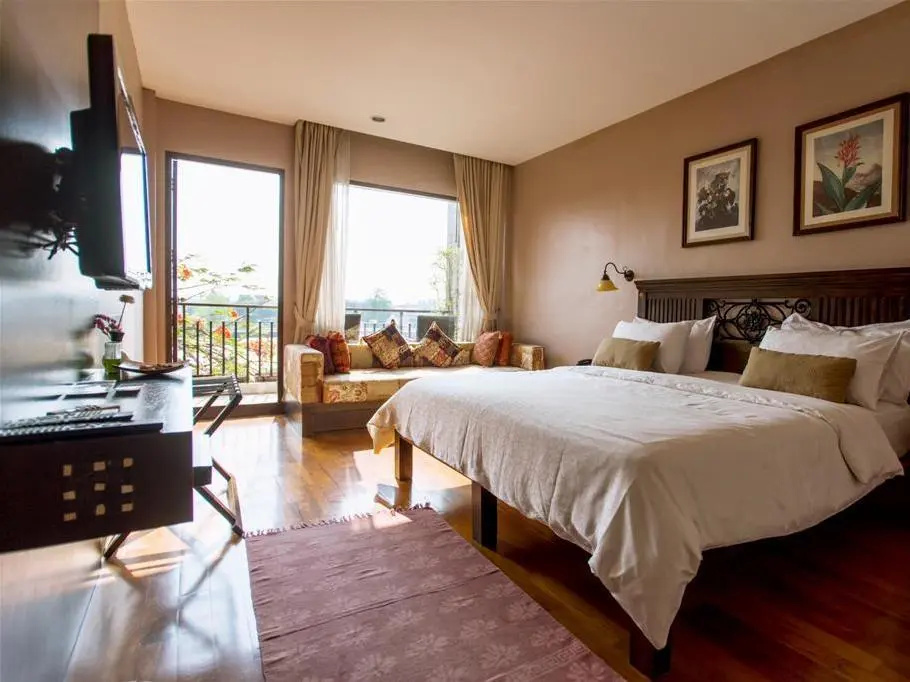 Deluxe room with river view