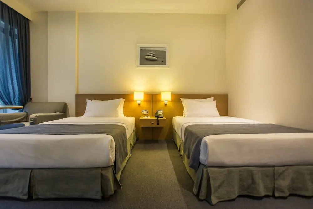 Executive Double room (full double bed)