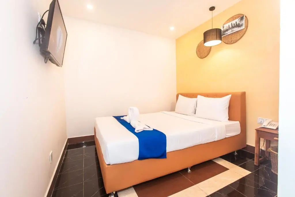 Standard Double room (full double bed)