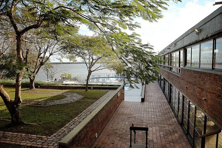Beach & Waterfront