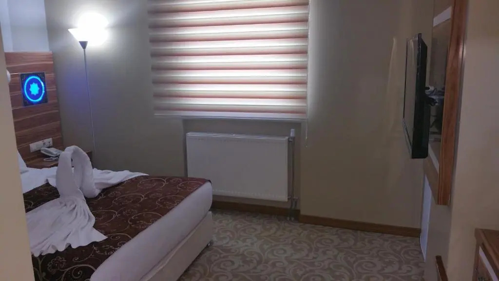 Economy Double room (full double bed)
