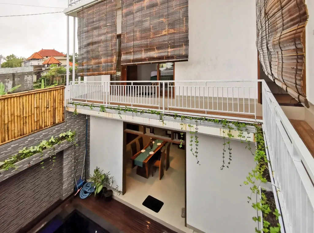 Sunny Villa By Apartico