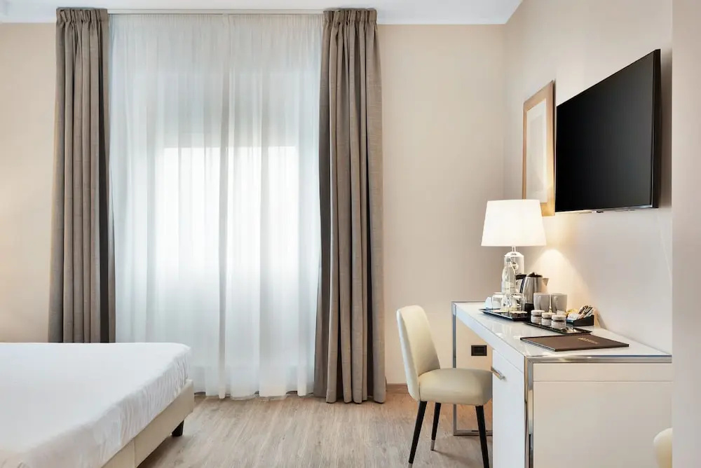 Economy room