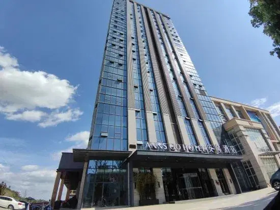 Anns Go Hotel