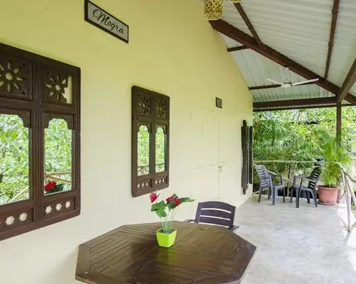 JenJon Holiday Homes - Nagaon, Alibaug