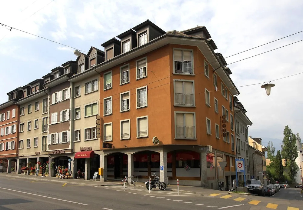 Hotel De La Vieille Tour