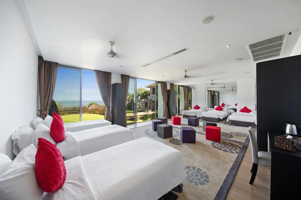 Hotel photo 32