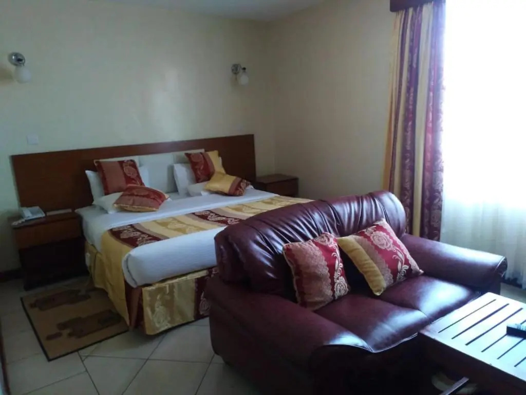 Deluxe Suite