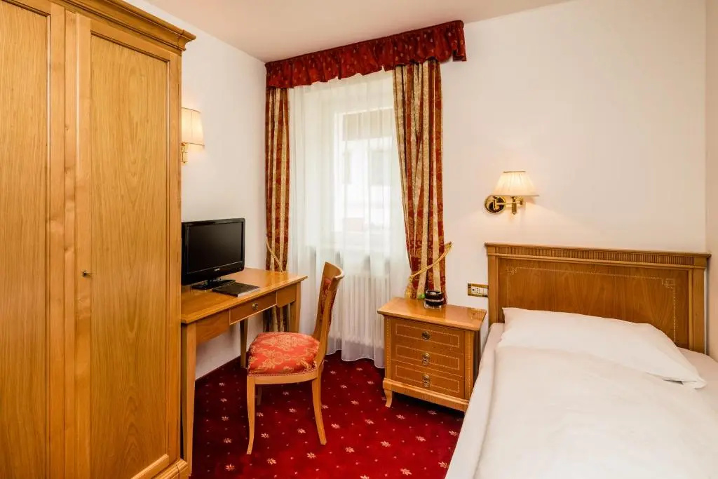 Hotel Touring - Chambres