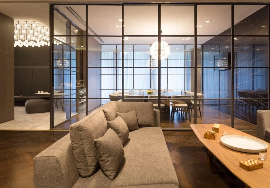 Lobby & Reception