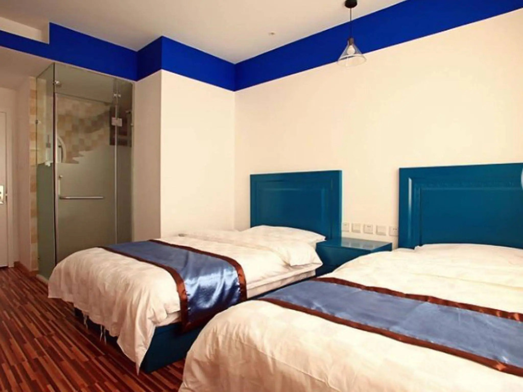 Beijing Drum Tower Youth Hostel by null