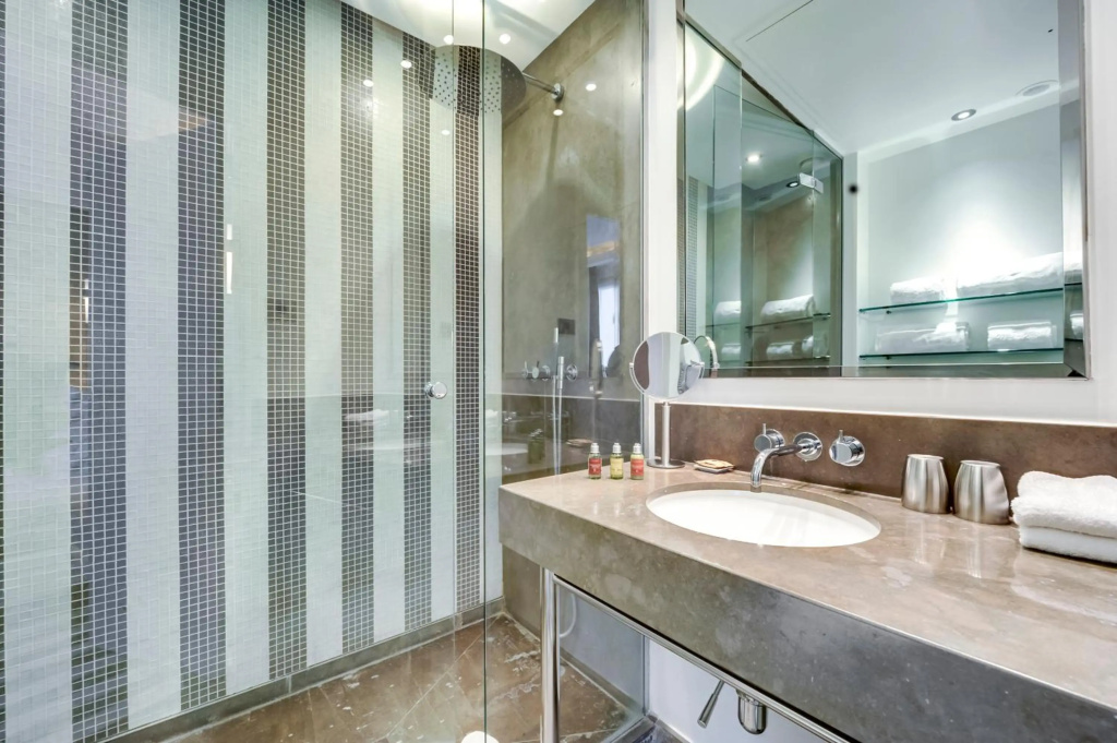 Hotel Le A