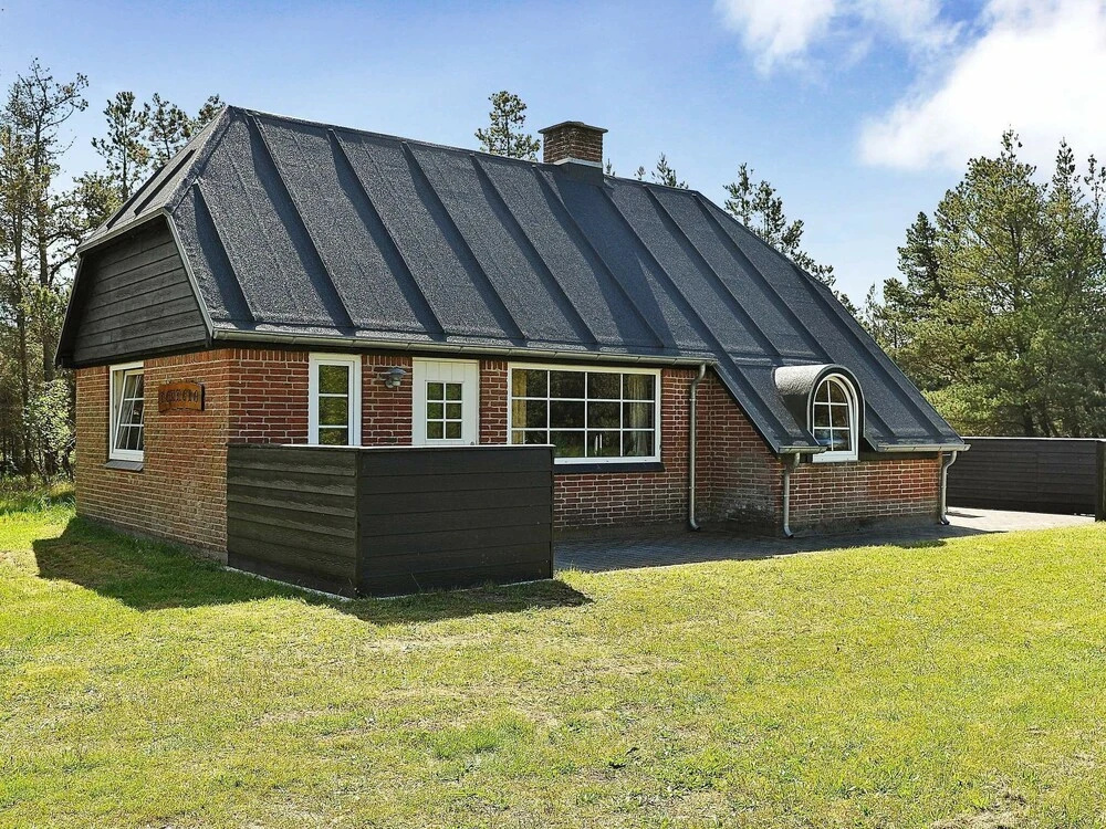 Spacious Holiday Home in Henne With Terrace