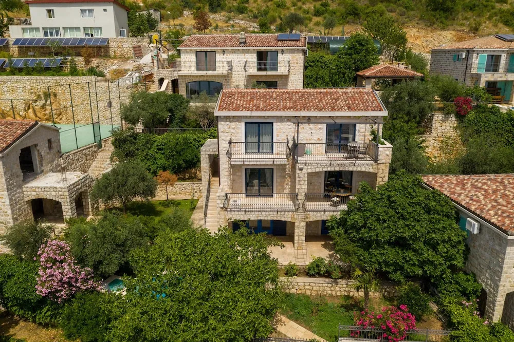 Olive Resort