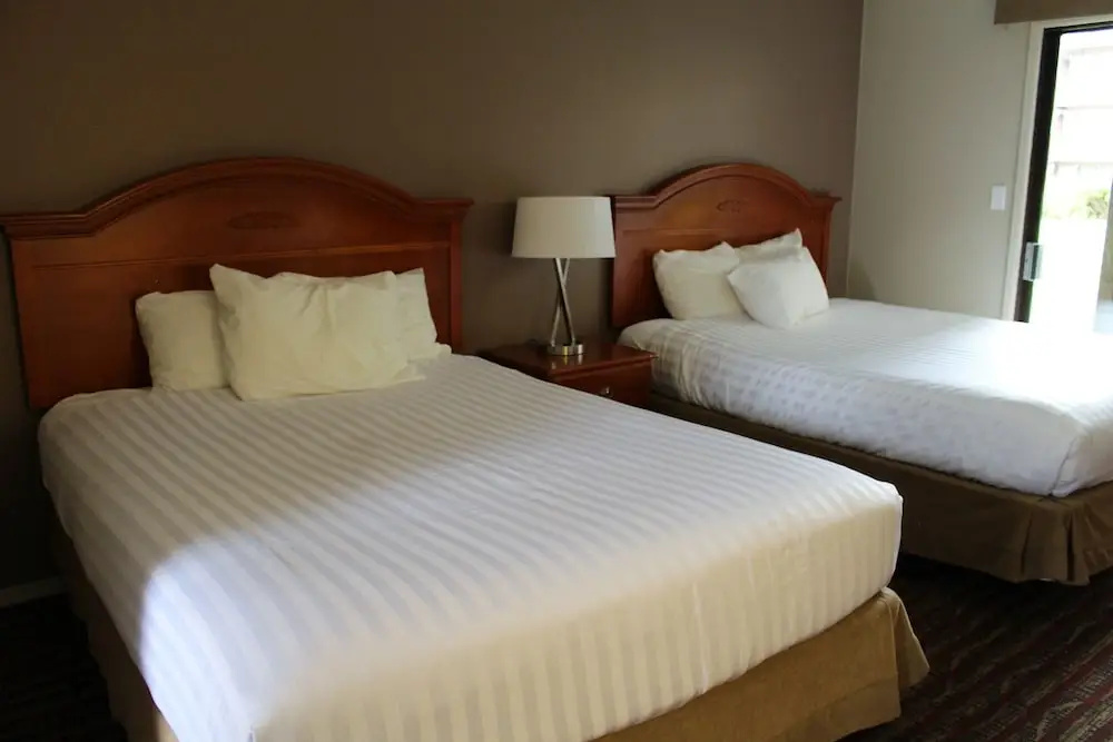 Ramada by Wyndham Campbell River - Chambres