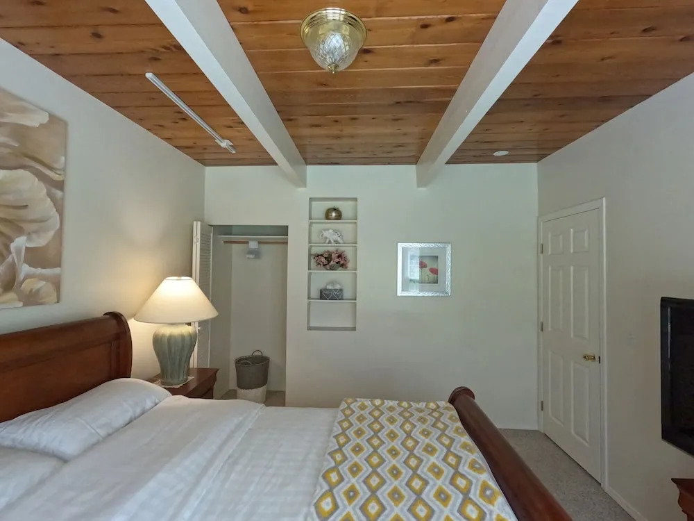 Sea La Vie Rare Peaceful Hidden Gem