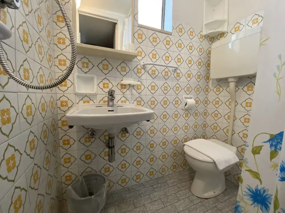 Economy Double room with balcony (full double bed)
