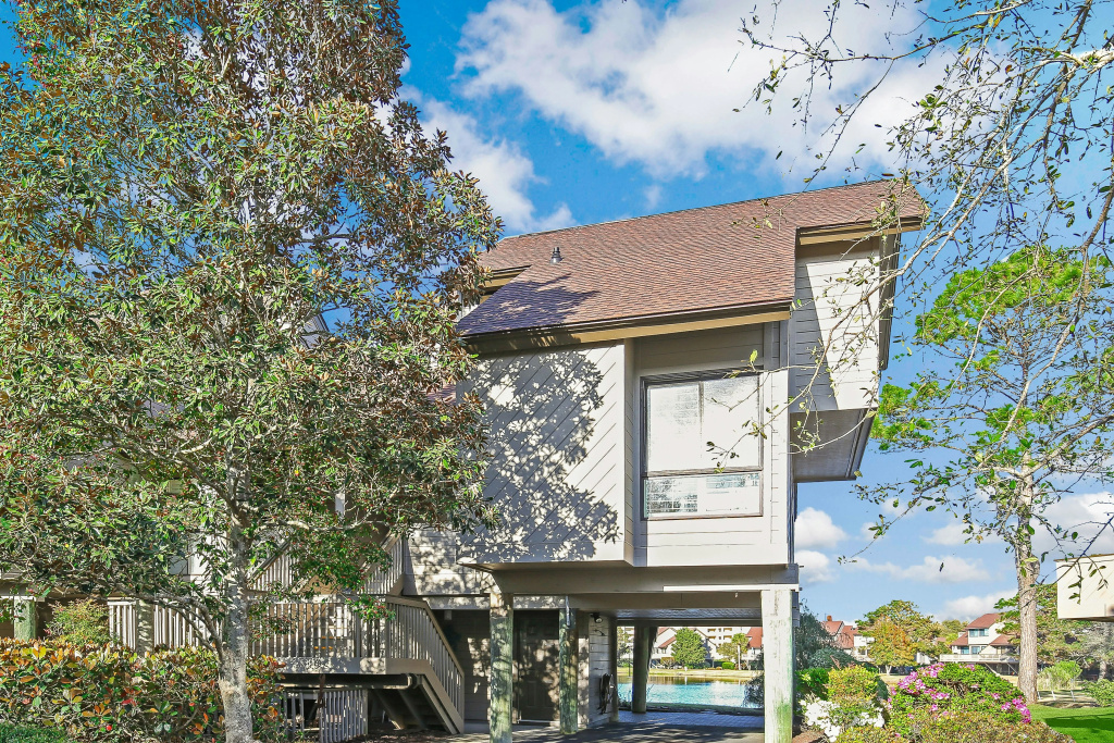 Litchfield Beach & Golf Resort