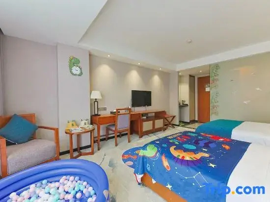 Standard Double Family room (twin beds)