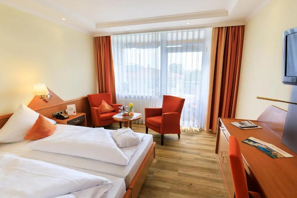 Standard Double room (full double bed)