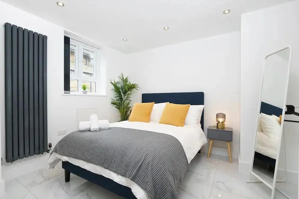 Boutique Flat Near O2 & Excel