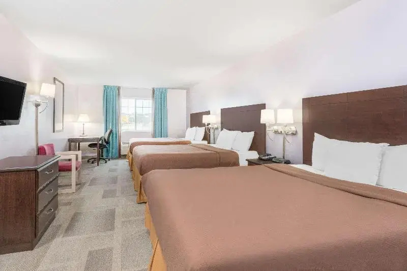 Clarion Pointe Indianapolis Airport - Chambres