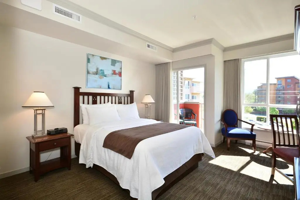 Deluxe Family room