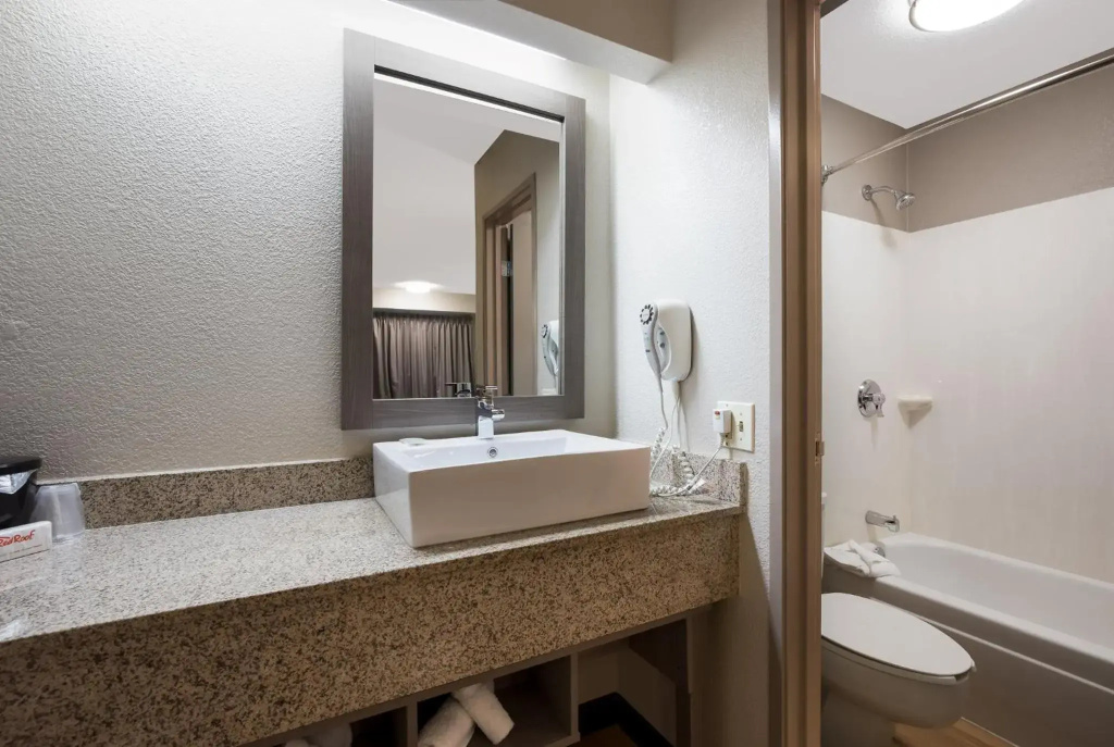 Red Roof Inn PLUS+ Chicago - Naperville - фото 33