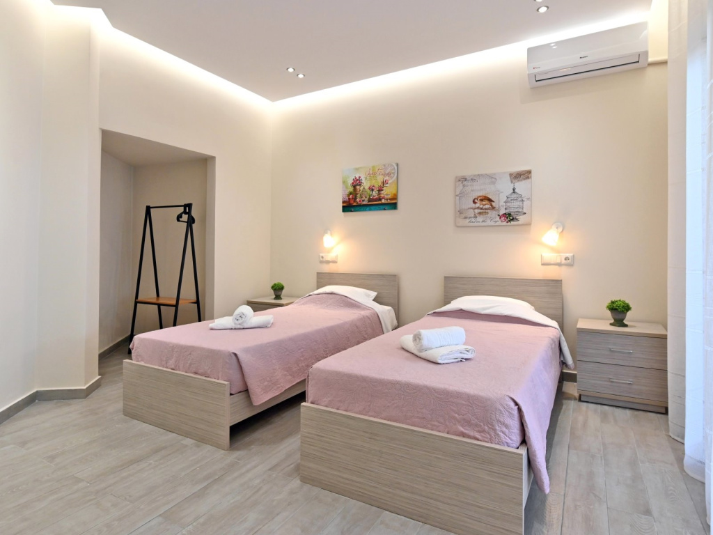 Sabbia Seafront Apartment 3 by TravelPro Servi... - фото 11