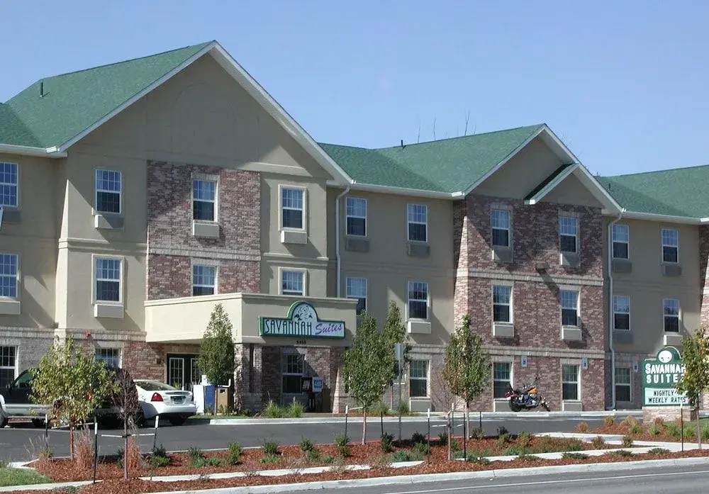Savannah Suites
