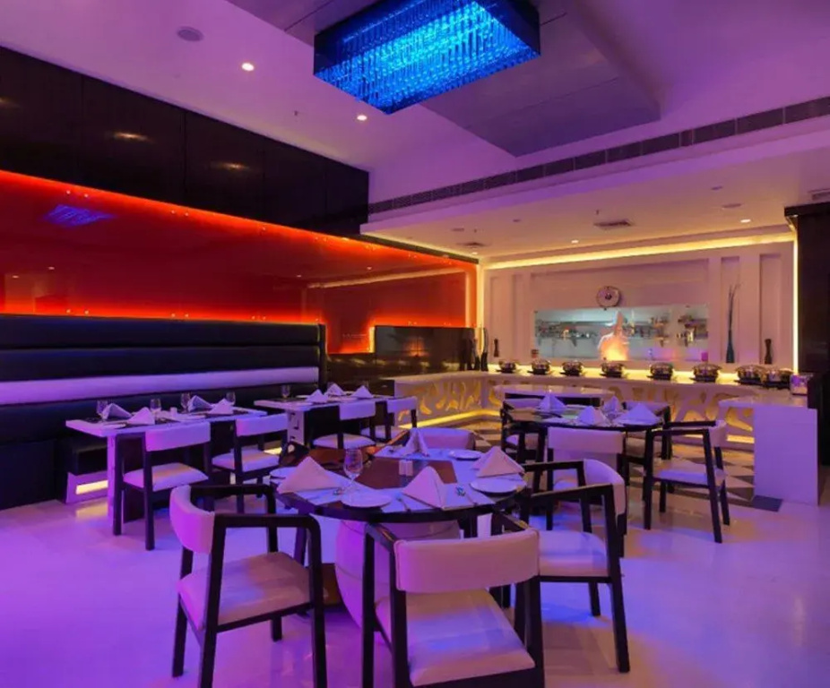 Food & Beverage