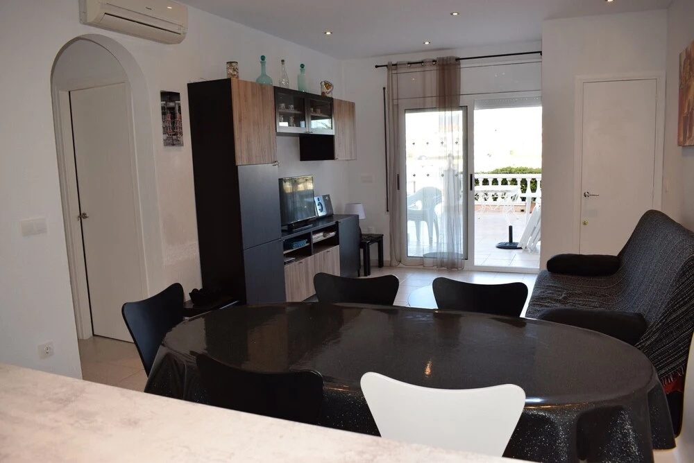 248-apartamento, amarre opcional, piscina