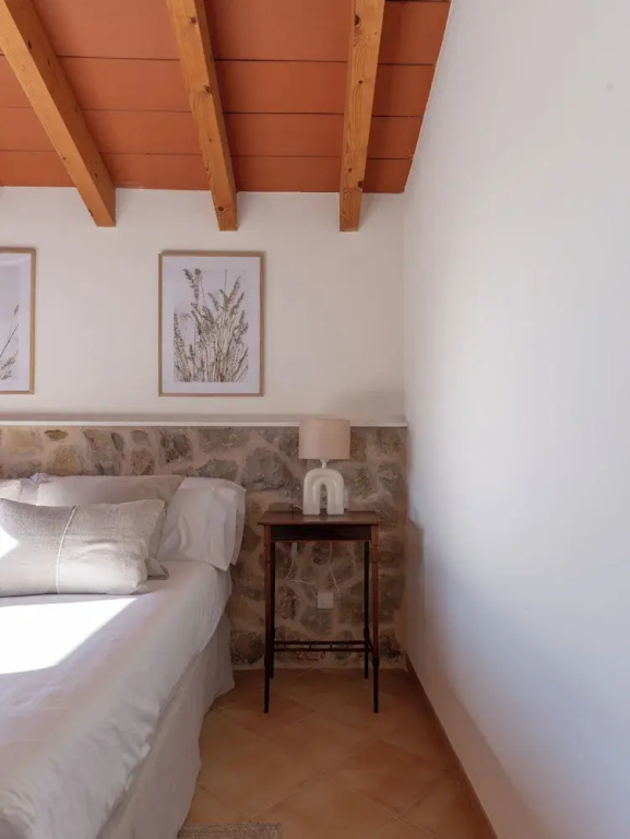 Superior Double room with mountain view (full double bed)