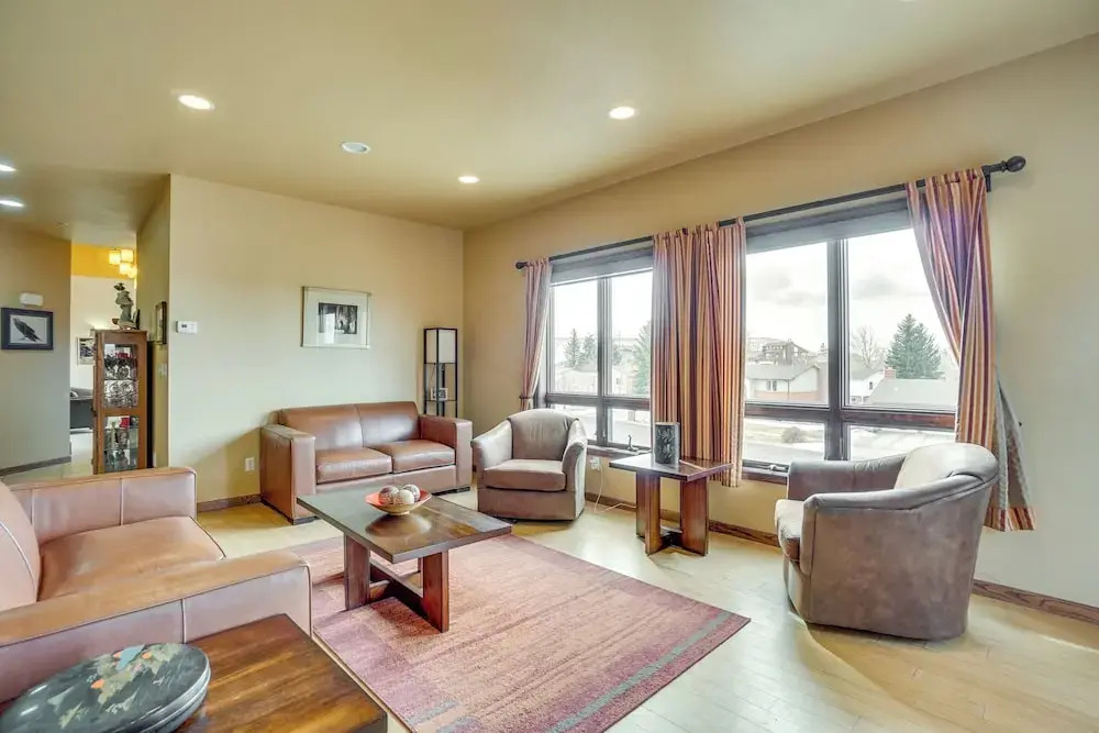 Upscale Laramie Home w/ Hot Tub & Patio! — фото 5