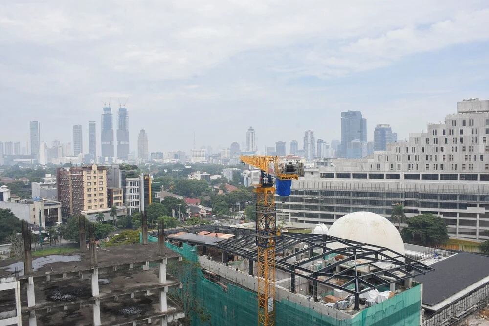 Fully Furnished with Cozy Design Studio at Menteng Park Apartment