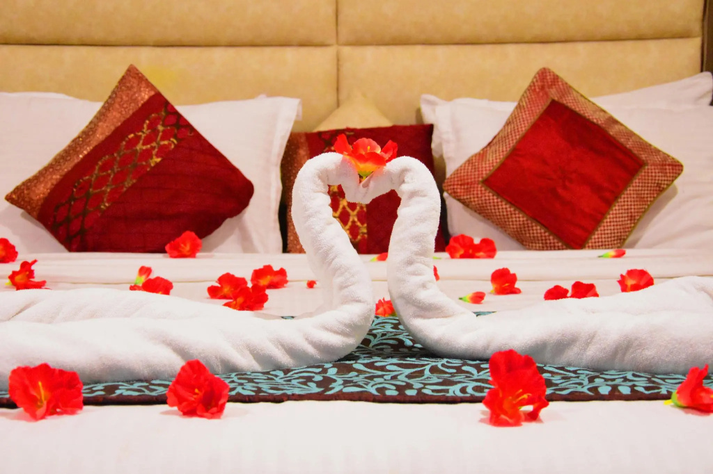 Standard Double room (full double bed)