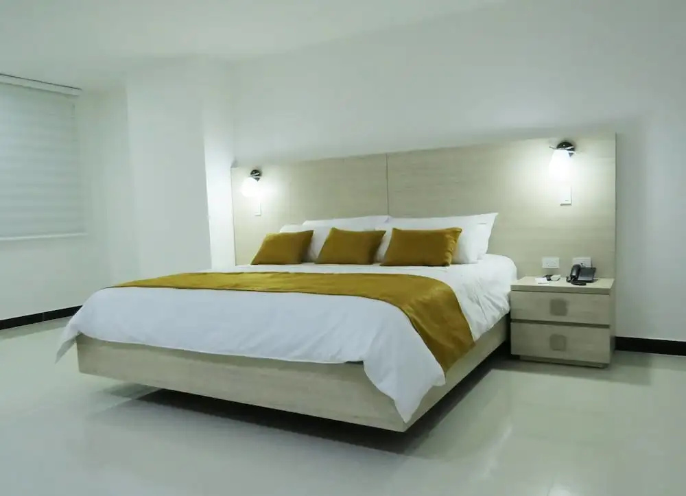 Deluxe Suite