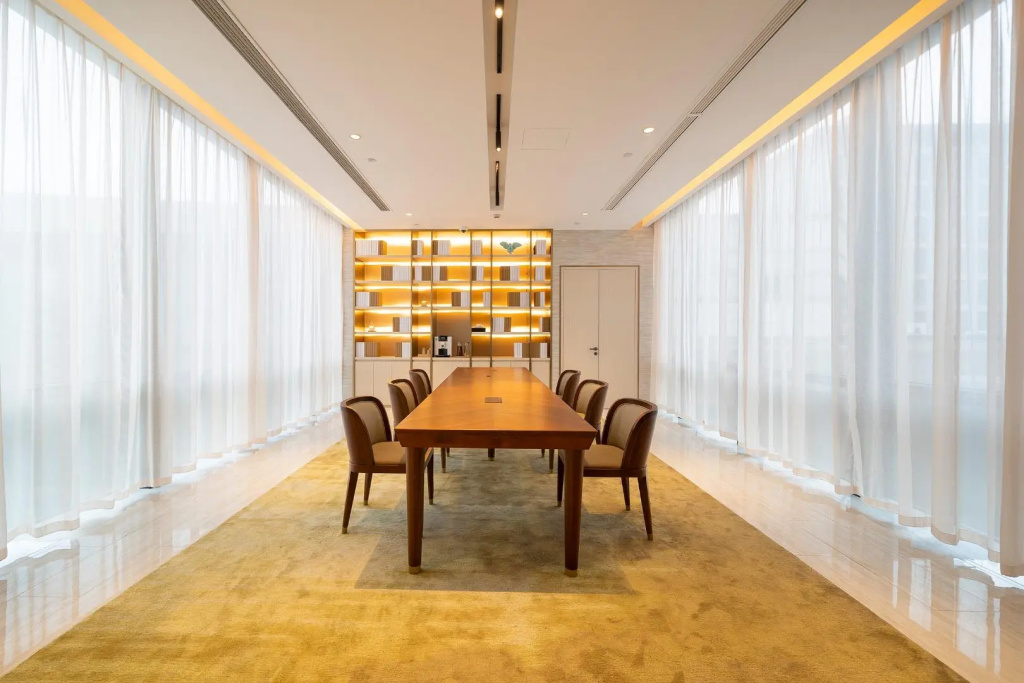 Lobby & Reception