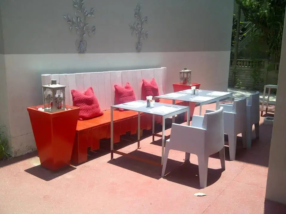 Hotel 64 on Gordon - фото 20