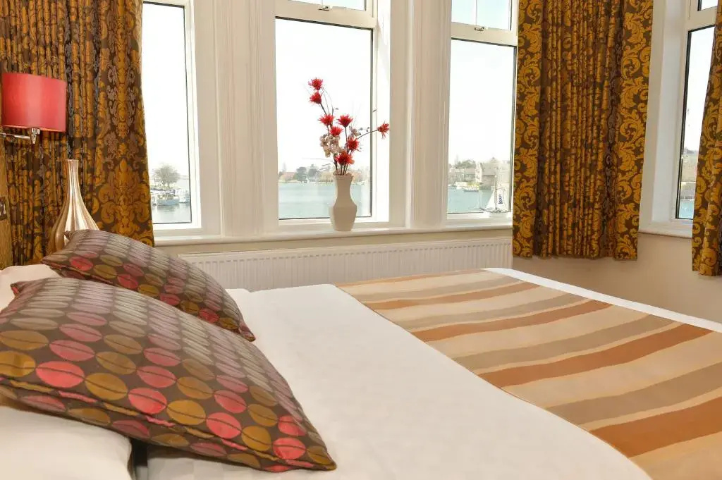 Deluxe Double room with view (full double bed)