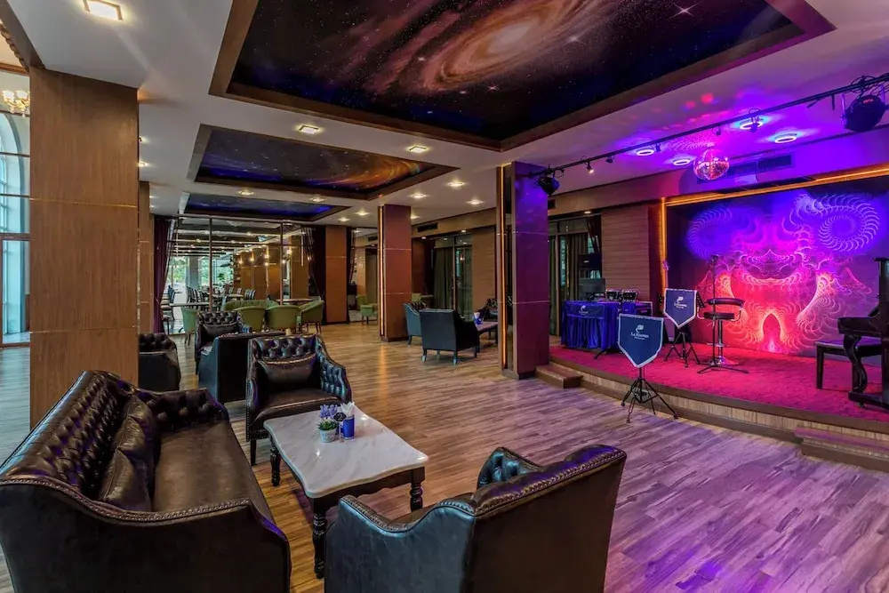 Le Erawan Hotel